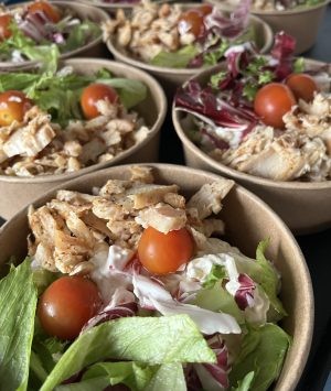 Pastasalat m. krydret kylling